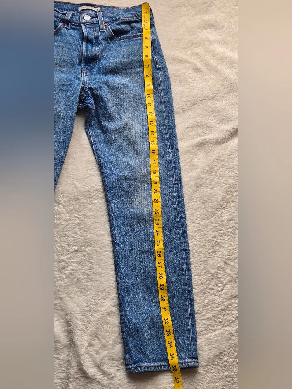 Levi's Premium Wedgie Straight Jeans Size 27 W27 L28 Medium Wash High Rise